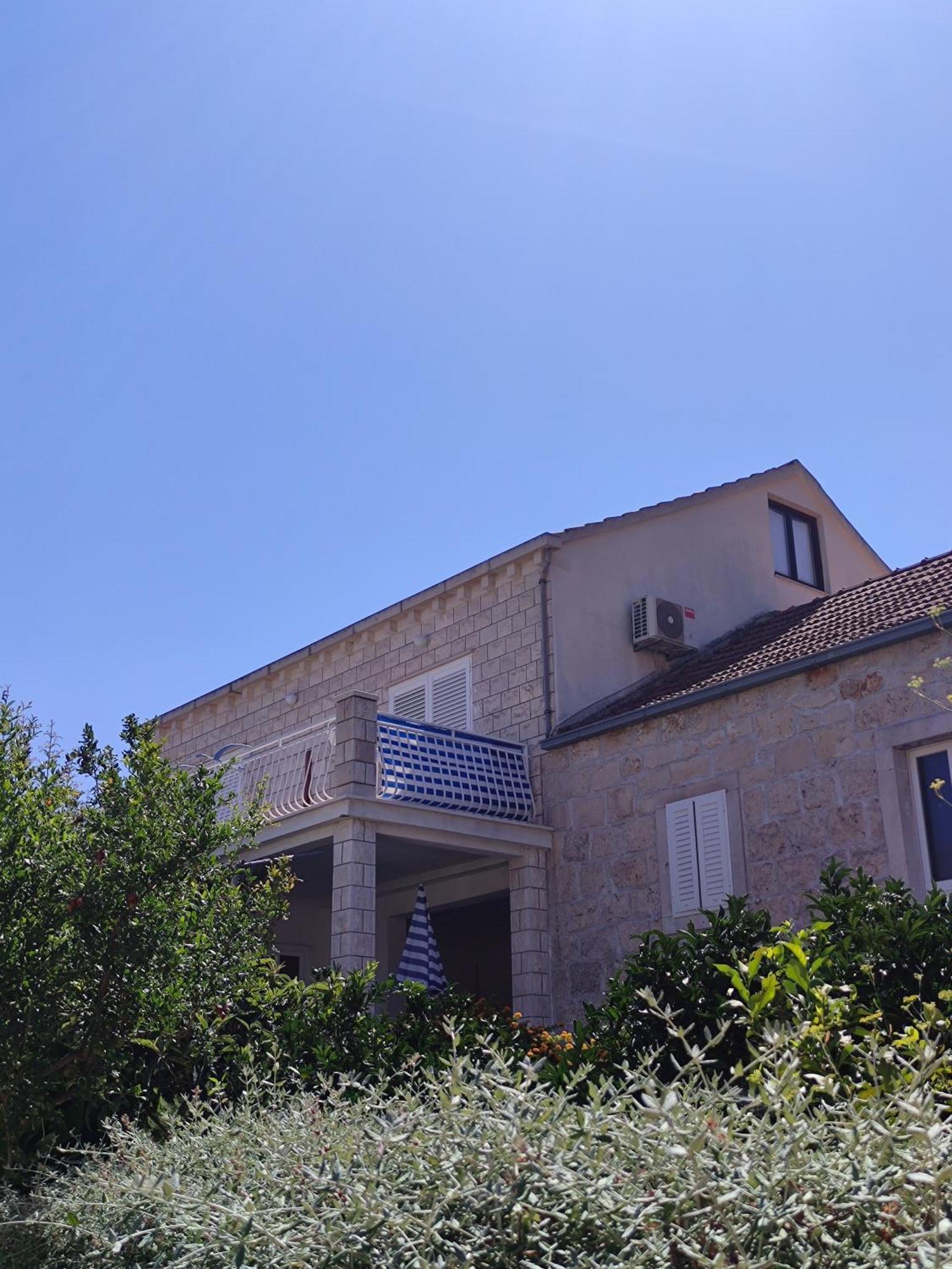 Apartments Blue Sky Корчула Екстер'єр фото